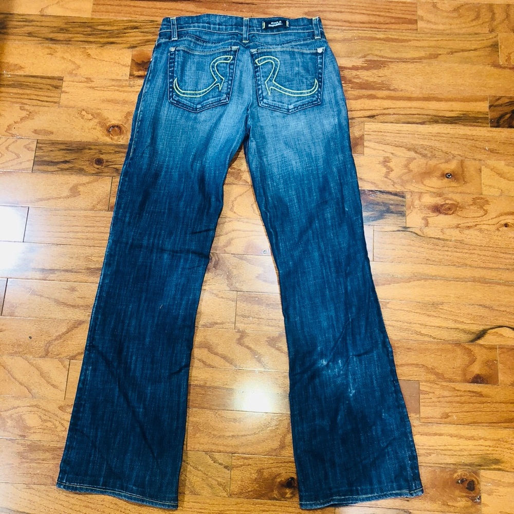 Rock and republic 30 more like a 28 waist